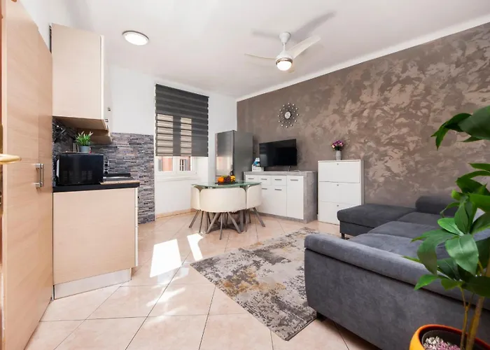 Apartment Rogic